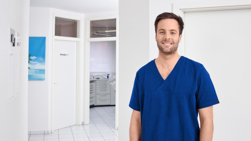 Ihr Zahnarzt in Frechen Königsdorf Dr. Marcel Hartwich